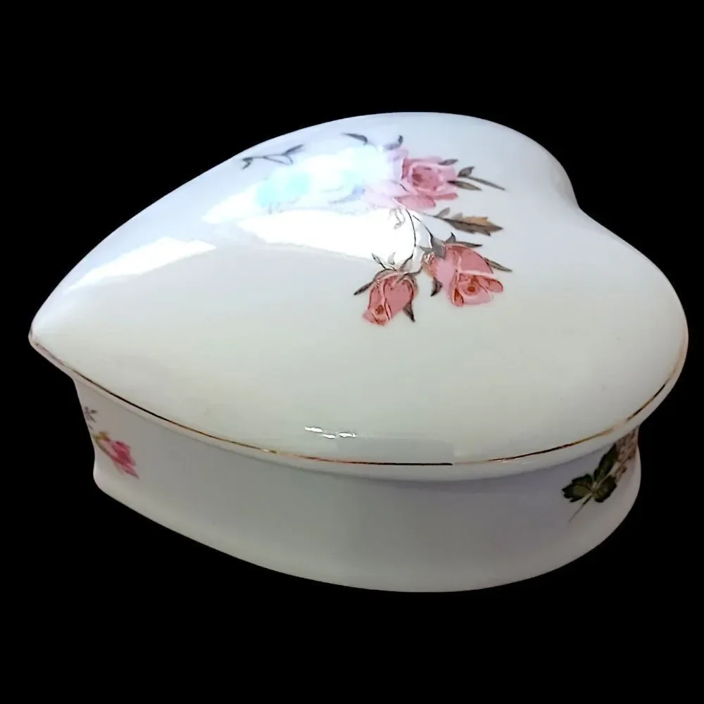 Vintage heart trinket